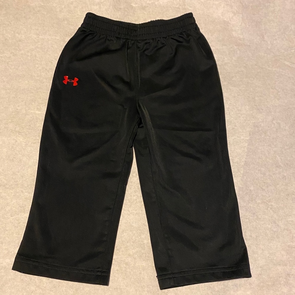 3/$30 Under Armour - Sweatpants - Black - Boys